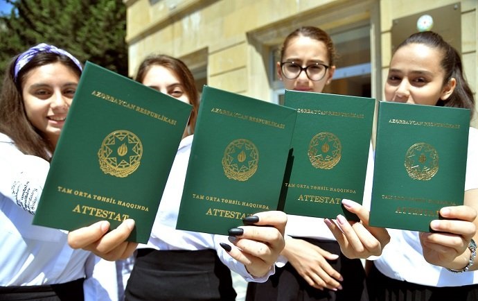 Attestatlar bu tarixdə VERİLƏCƏK