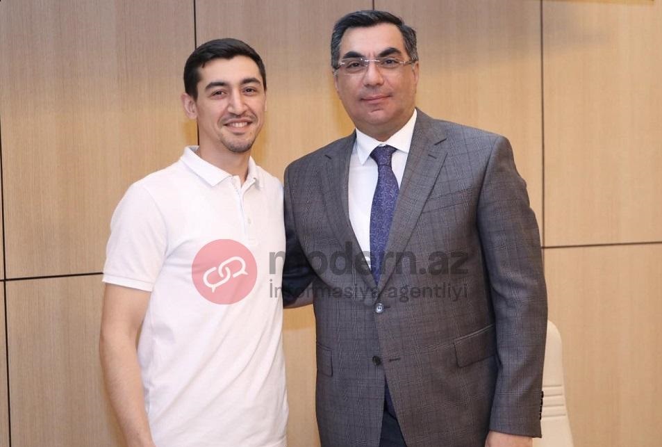 Əsgərlikdən yeni gəldi, dekan müavini TƏYİN EDİLDİ