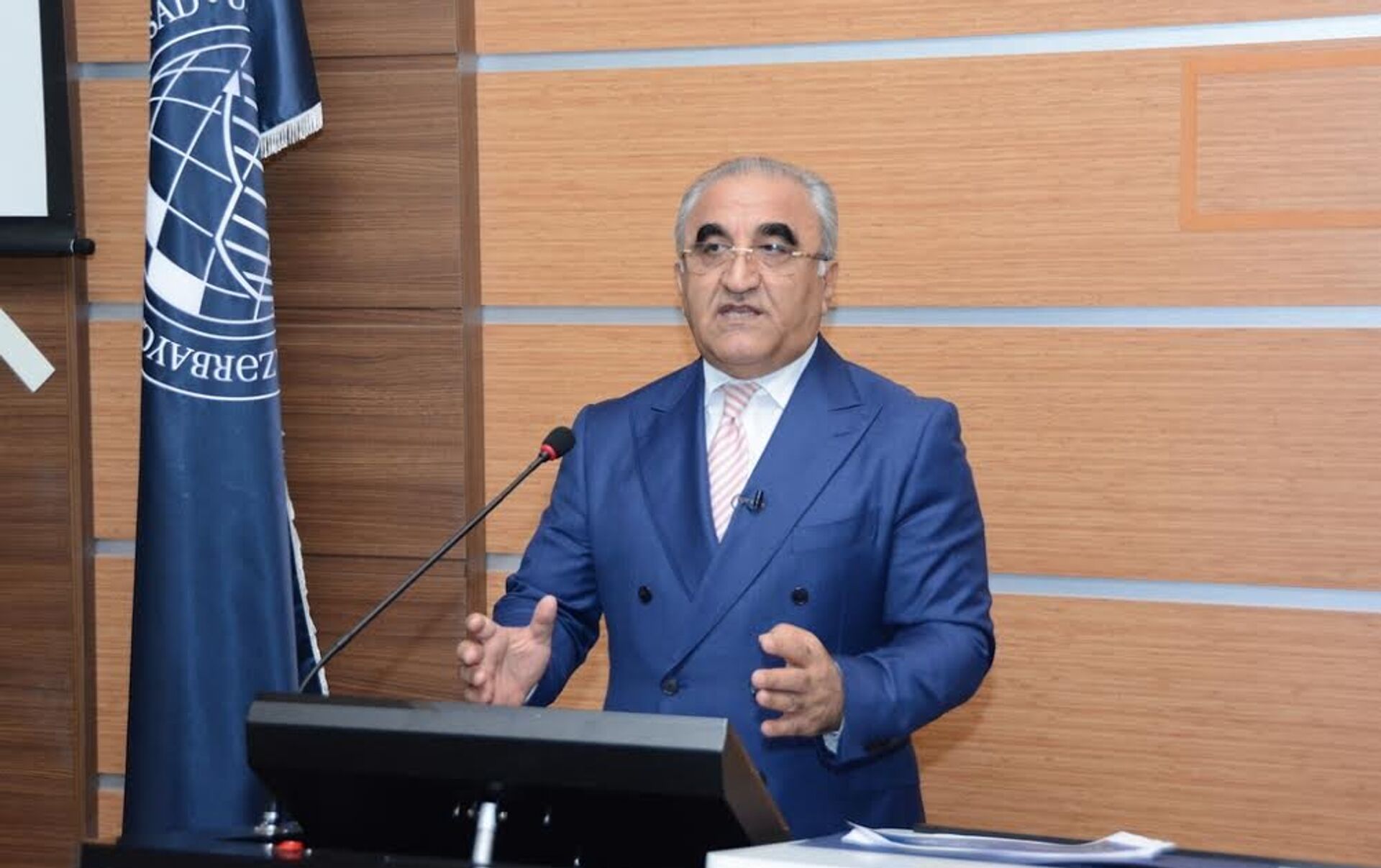 Rektor: Auditoriyalar distant təhsil üçün tam yararlıdır