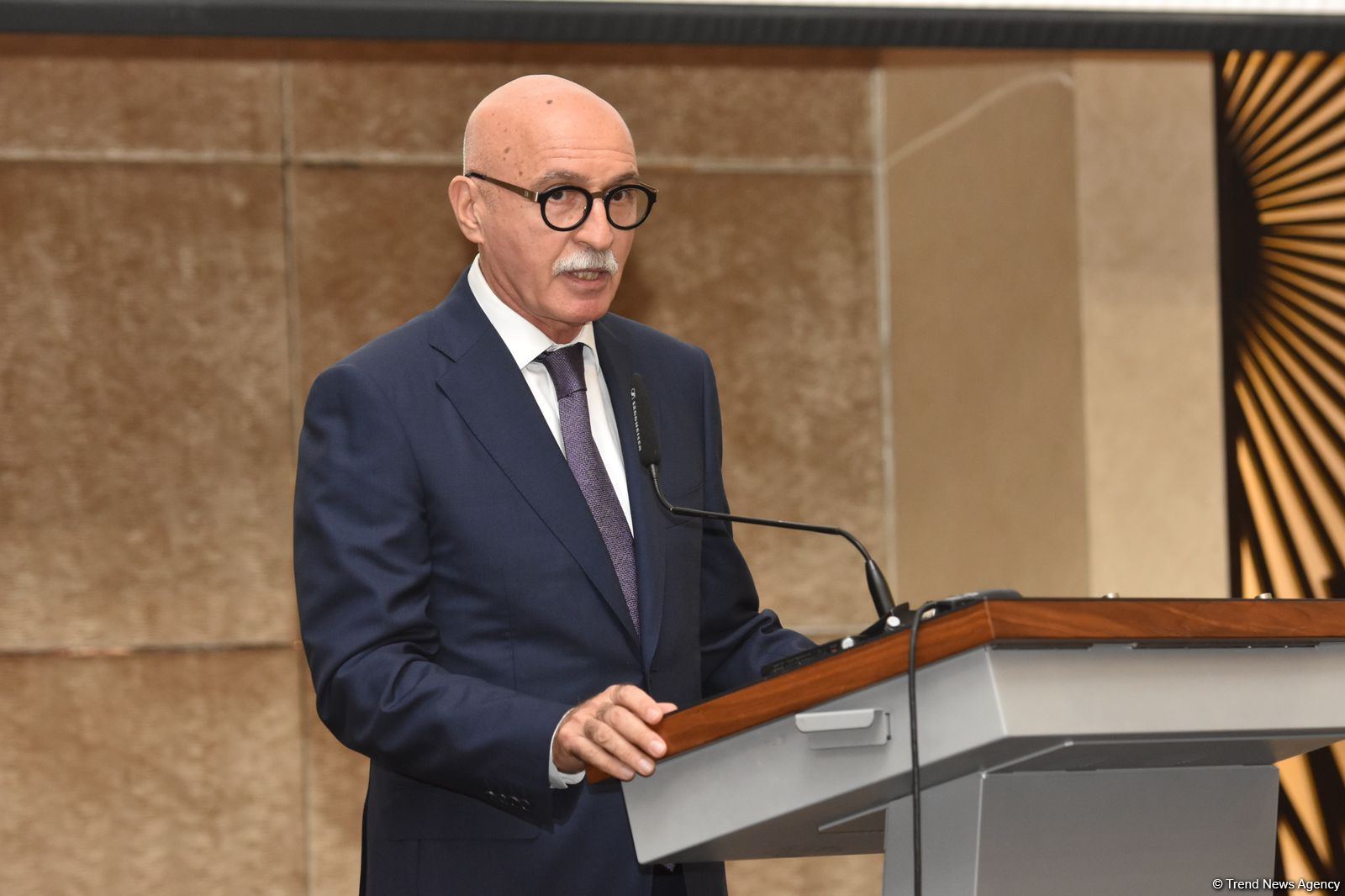 Qərbi Azərbaycanda 300 məktəbdə ana dilində tədris aparılıb