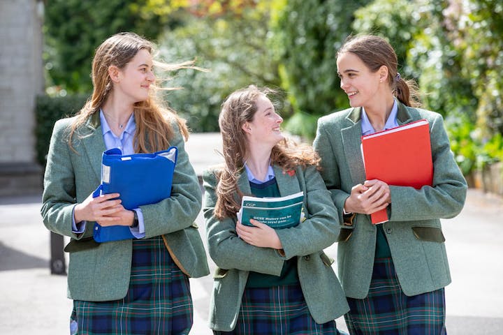Britaniyada təhsil bərabərsizliyi artır