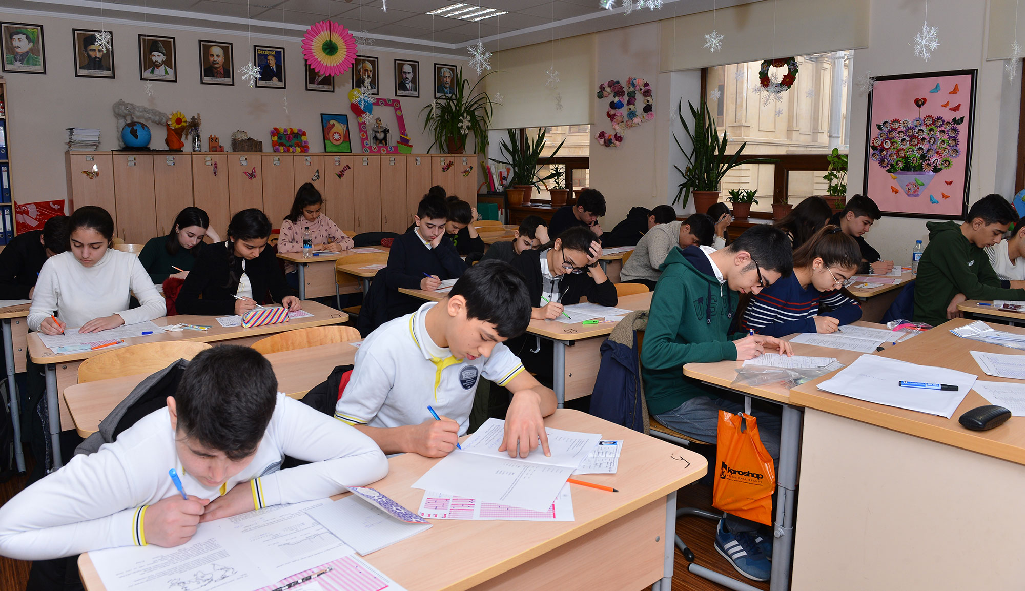 Mərkəzi Aran regionu üzrə ən yaxşı MƏKTƏBLƏR