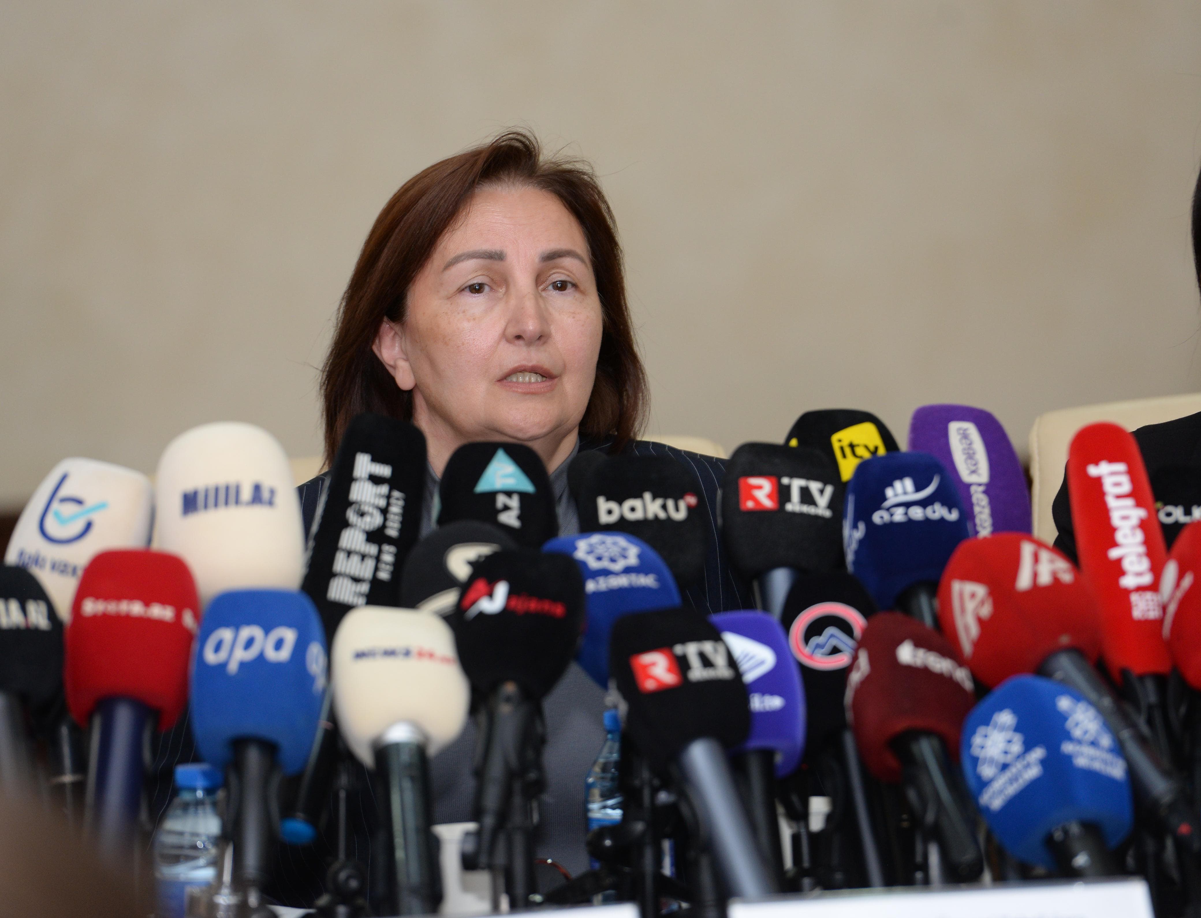 Müəllimləri fənnin tədrisi metodikasını daha dərindən öyrənməyə çağırırıq