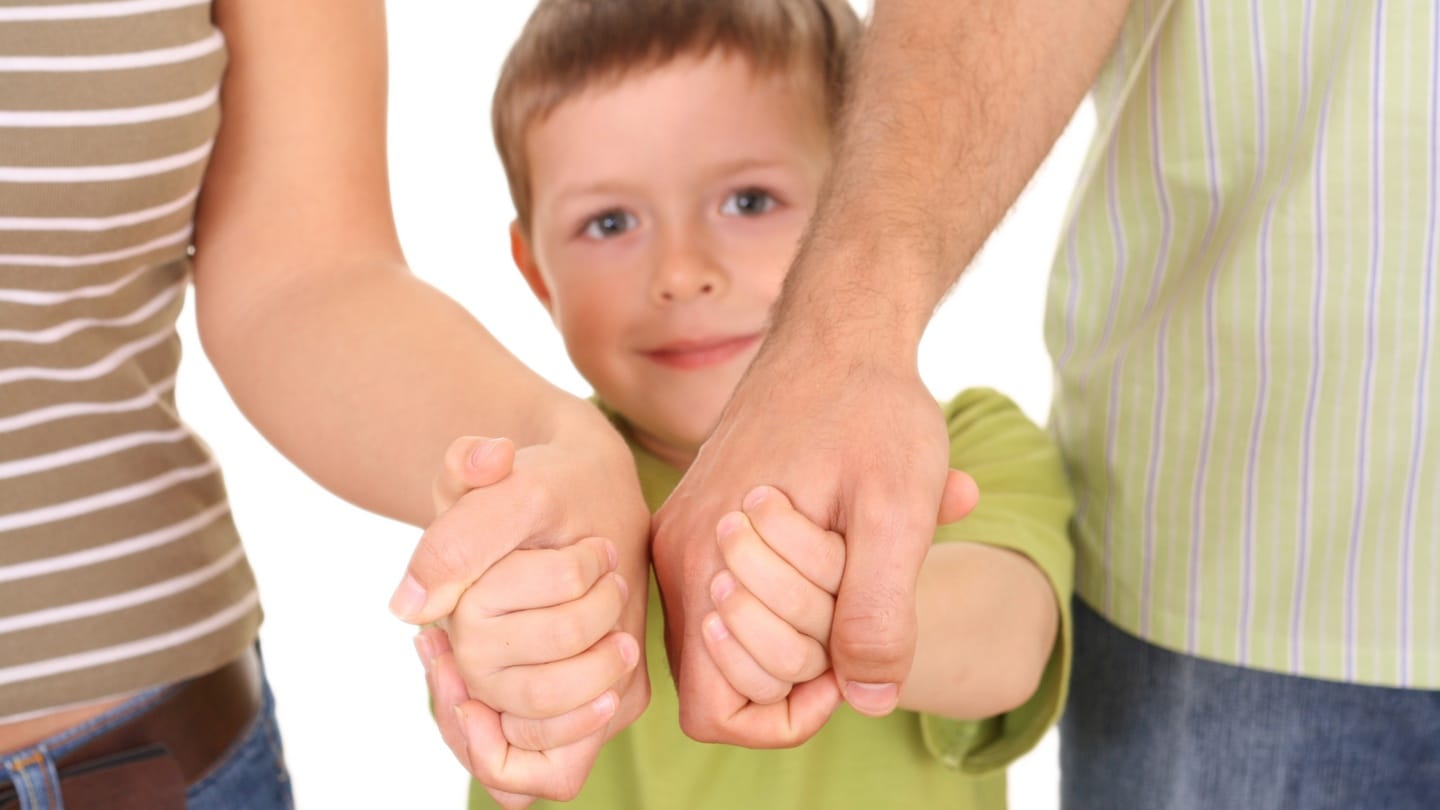 Kimlərə övladlığa götürmədə üstünülük VERİLİR?