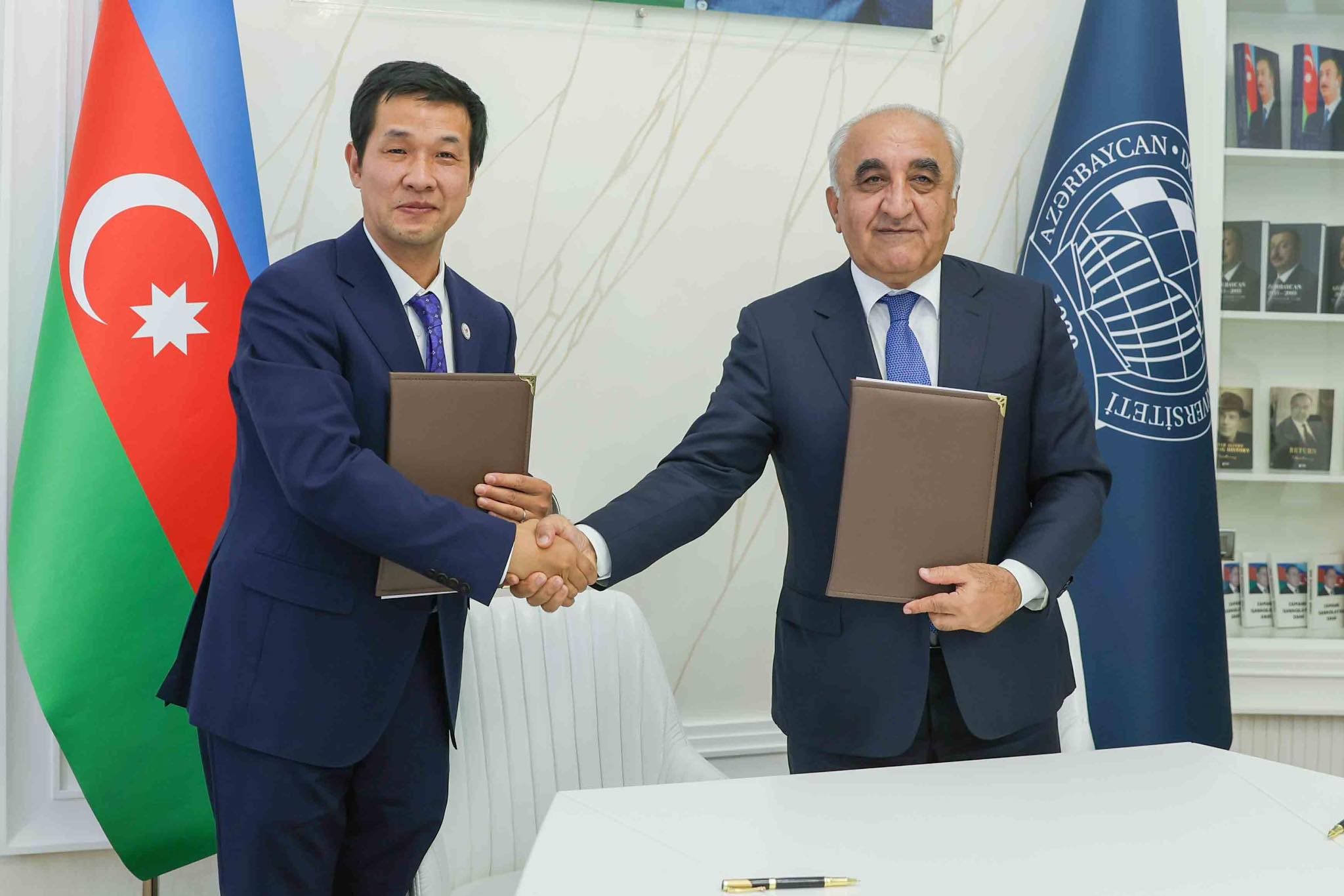 UNEC ilə Çinin Lanzhou Maliyyə və İqtisad Universiteti əməkdaşlığa start verib