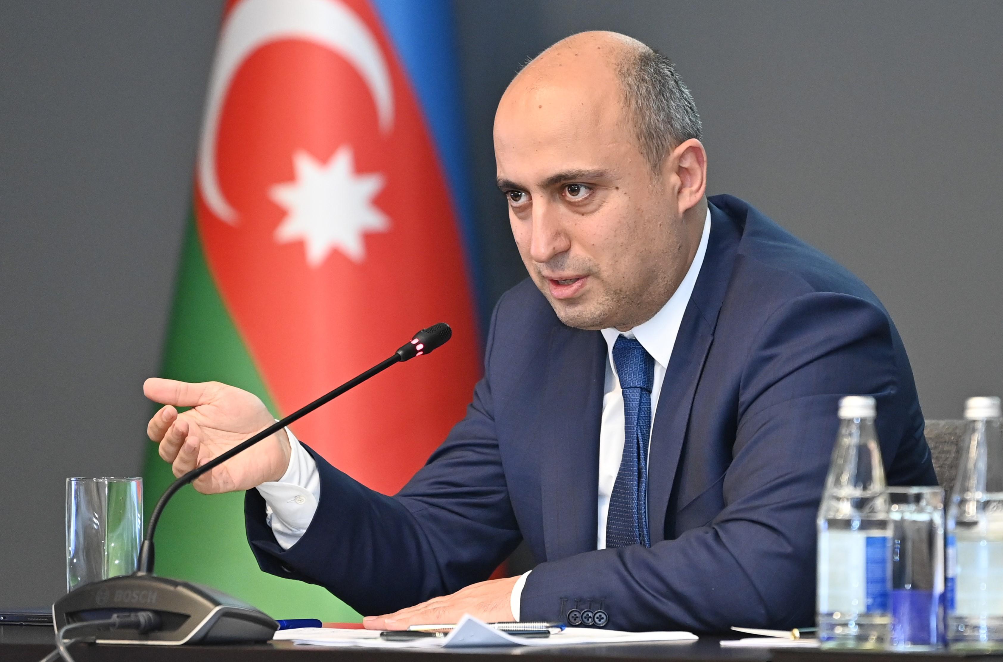 Məktəb direktorlarının 20 faizi məhkəmə qərarı ilə işinə bərpa olunub