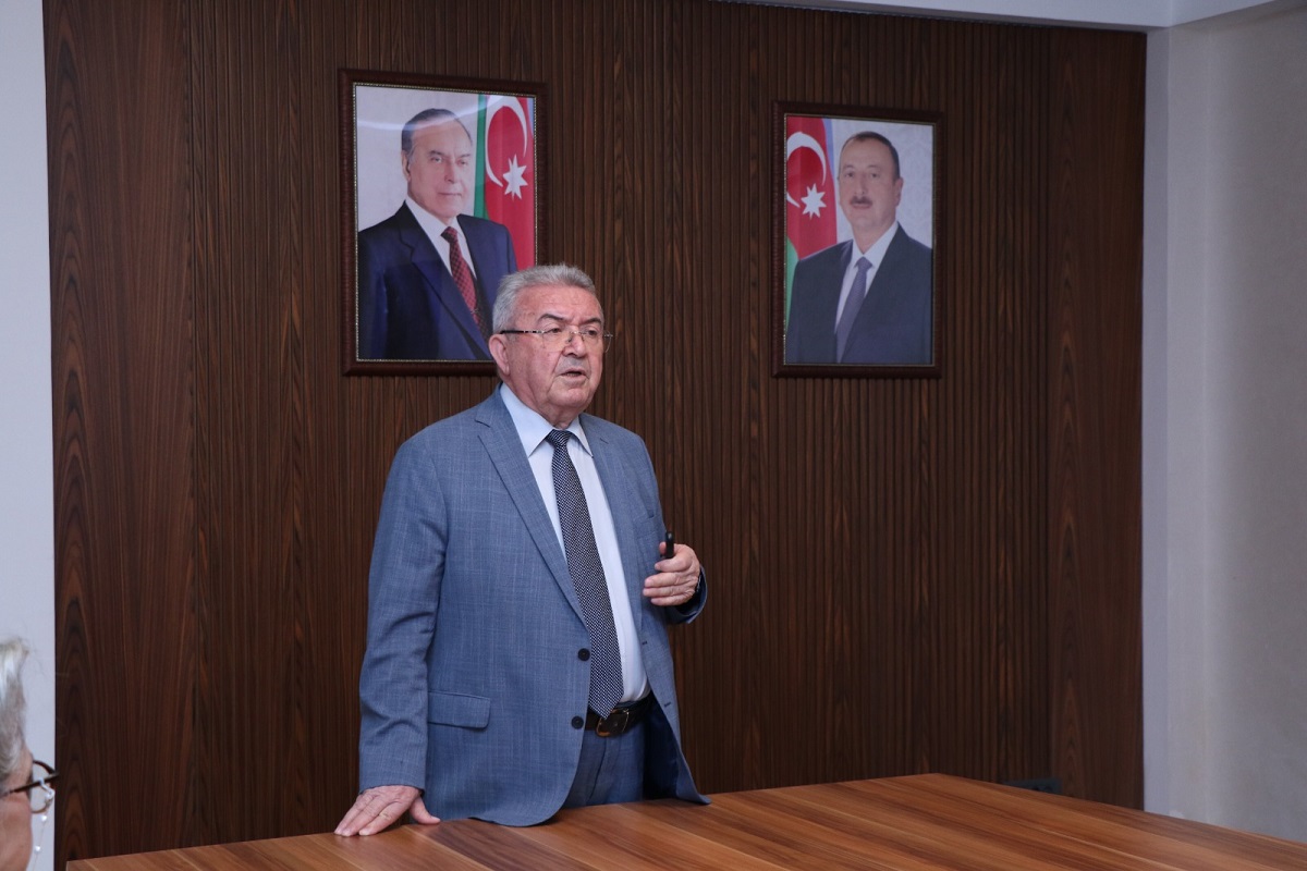 Misir Mərdanovun AZMİU-da seminarı təşkil edib