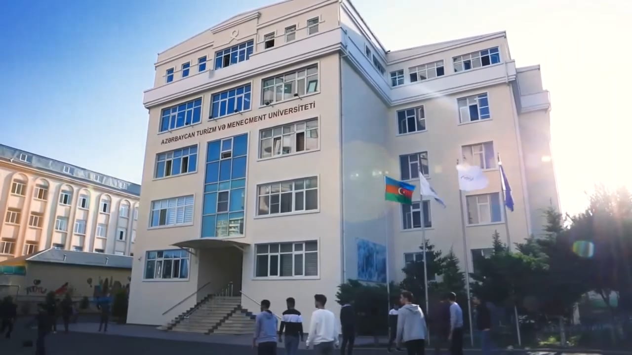 Azərbaycan Turizm və Menecment Universitetinin qırmızı diplomlu TƏLƏBƏLƏRİ