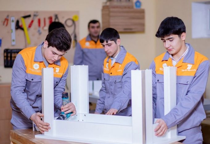 Peşə məktəblərinə qəbulun vaxtı açıqlanıb
