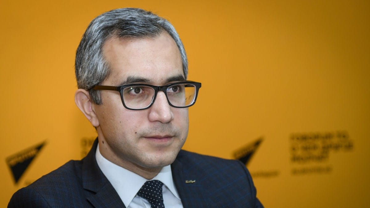 Kamran Əsədov: “Həyəcan”a sığınmaq təhsil ictimaiyyətini çaşdırmaqdır