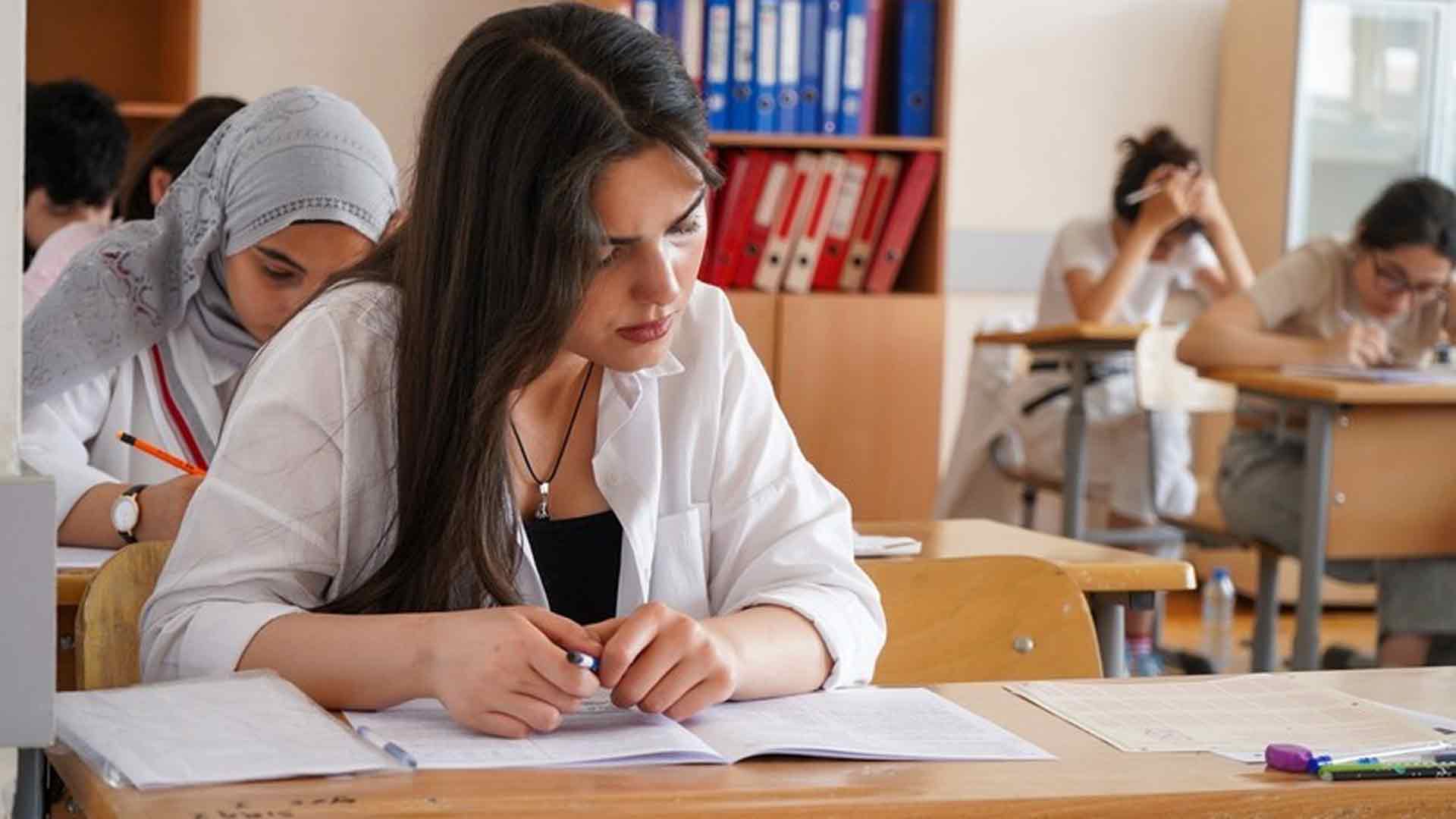 İmtahan fırıldaqçıları ifşa edildi - DTX-dən mühüm ƏMƏLİYYAT