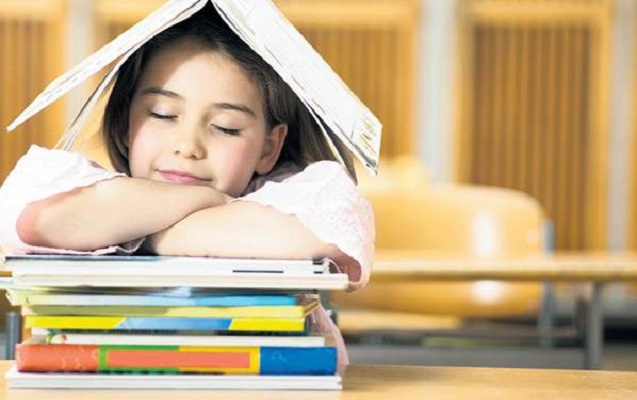 Oxumağa məcbur etməyin! - Uşaqlarda kitab sevgisi bu cür FORMALAŞIR