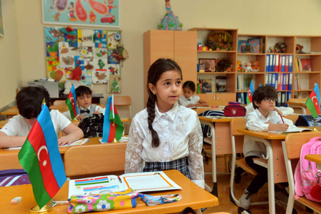 Bakıda 4063 şagirdin yerdəyişməsi üçün müraciət edilib