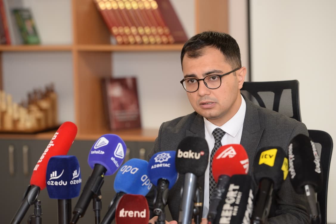 2000-ə yaxın vakant yeri boş qalıb