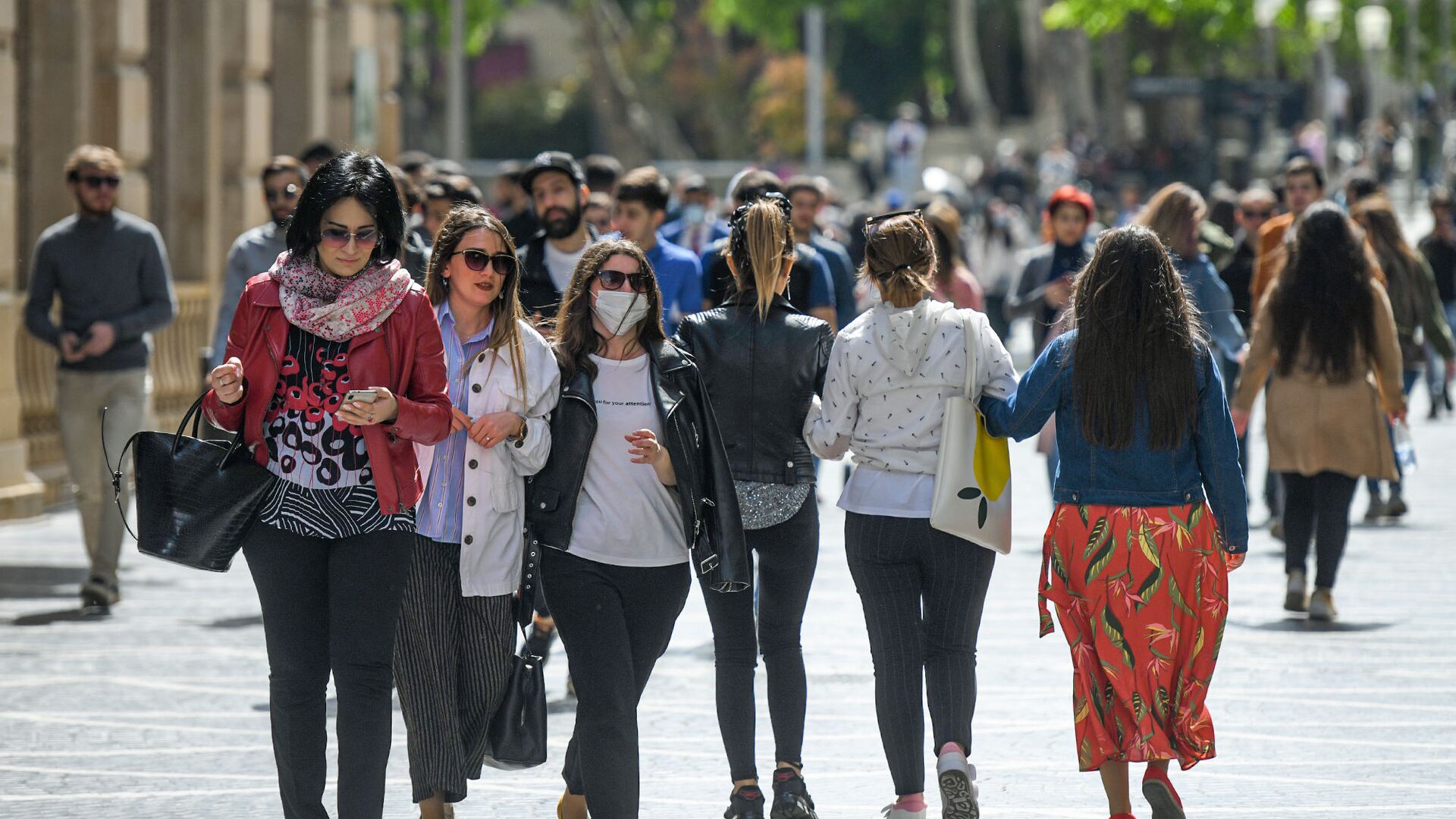 Azərbaycanda əhalinin sayı açıqlanıb