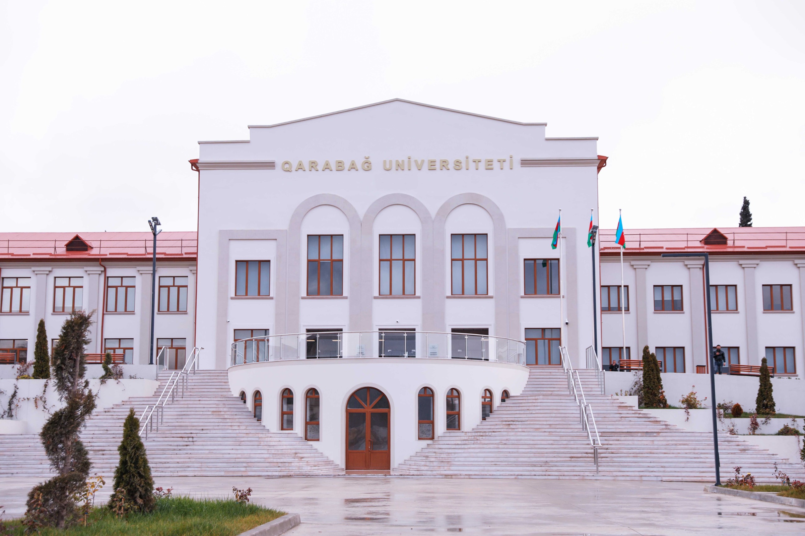 Qarabağ Universitetində vakansiya VAR