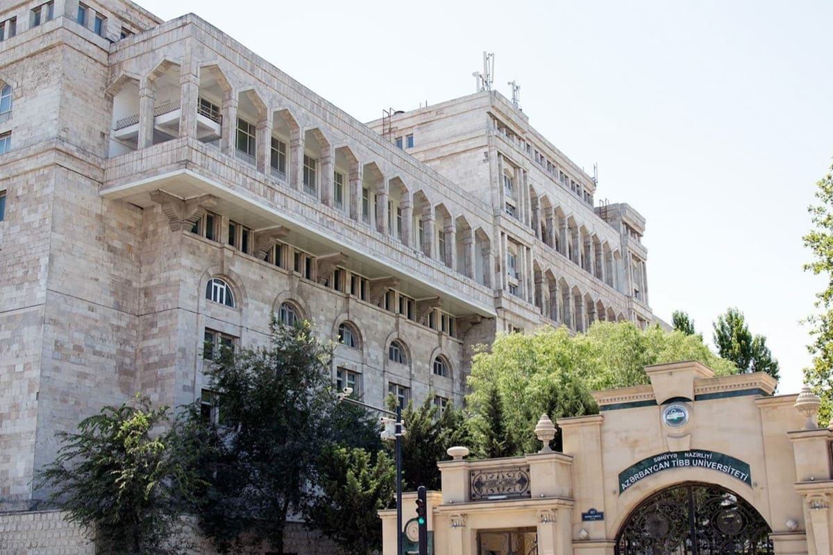 Gələn il Azərbaycan Tibb Universitetində 3 yeni ixtisas açılacaq - Rektor