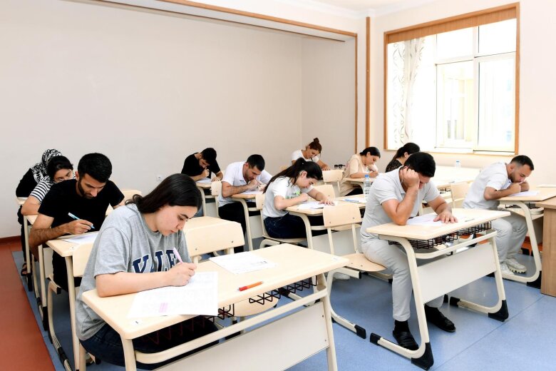 Builki keçid balları AÇIQLANDI