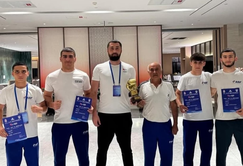 Naxçıvanın boksçuları Çində beynəlxalq turnirin qalibi olublar 