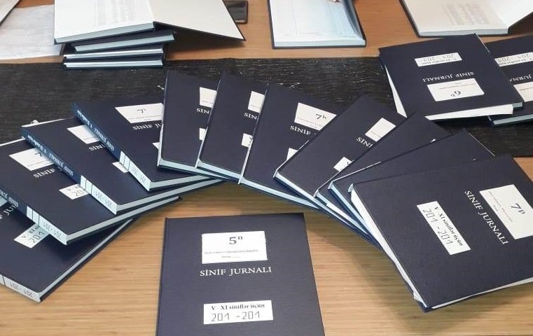 Paytaxt məktəblərində kağız jurnallar ləğv edilir