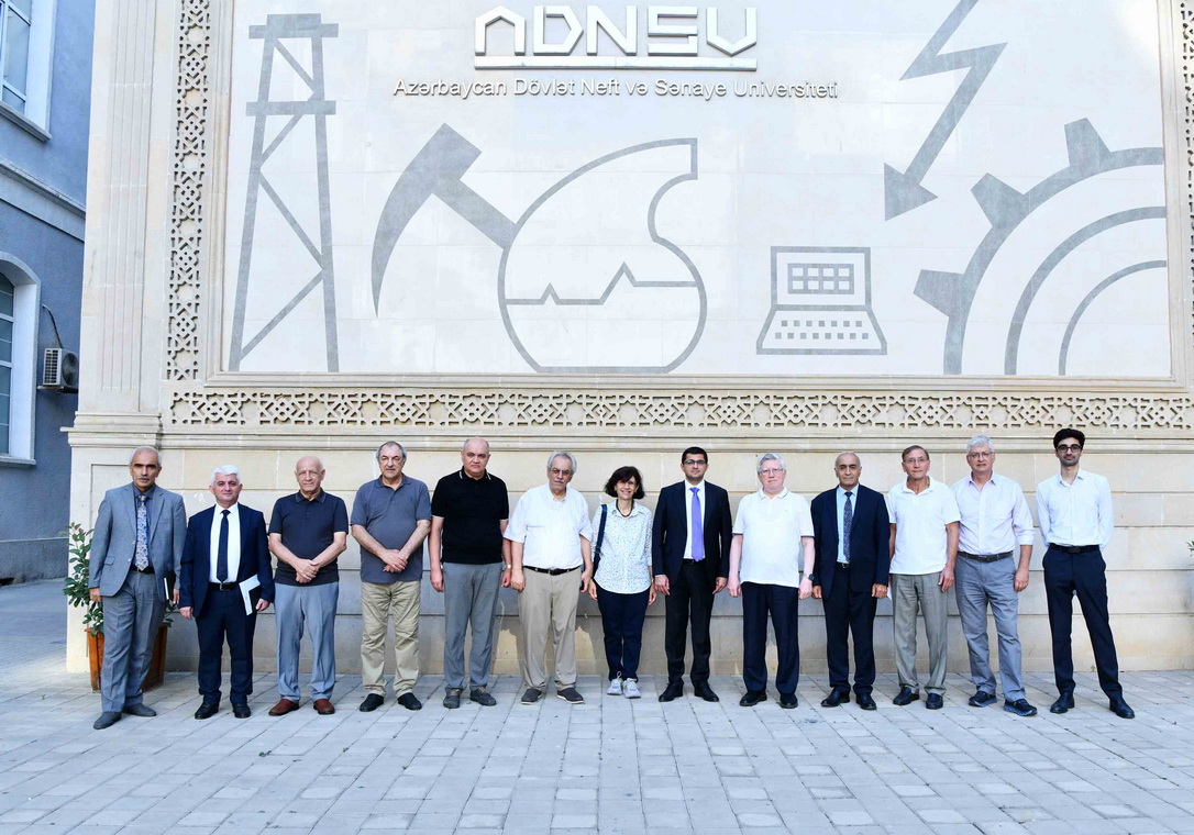 ADNSU-da Türkiyə və ABŞ universitetlərinin professorları ilə görüş keçirilib