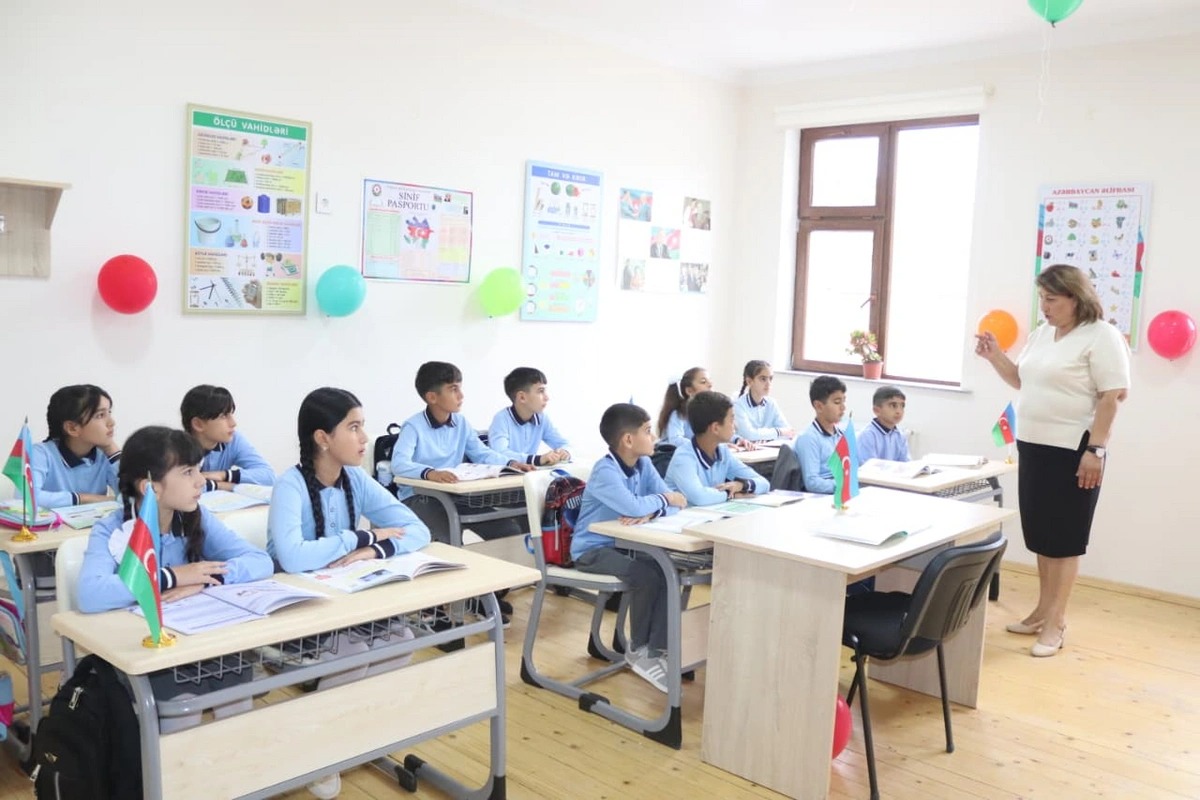 Laçında bir neçə məktəbdə Bilik Günü qeyd olunub