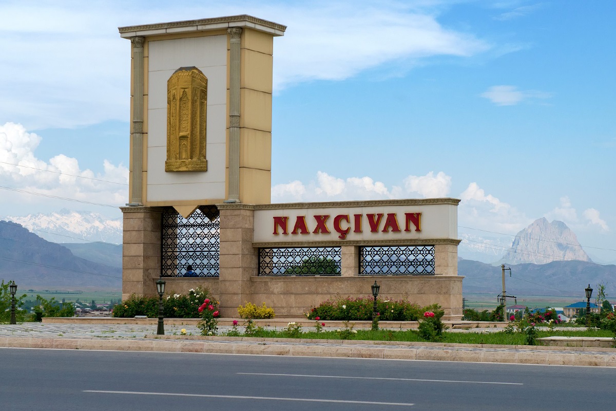 Naxçıvanda 5 universitet yaratmaq olar - Deputat