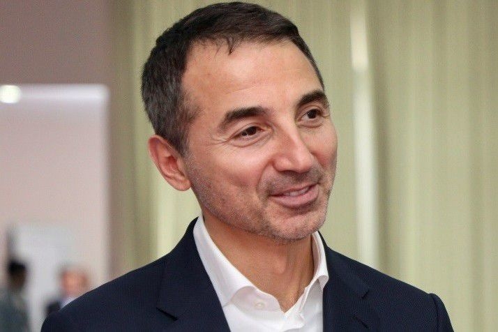 Həbs olunan iş adamı Adnan Əhmədzadənin TƏHSİLİ