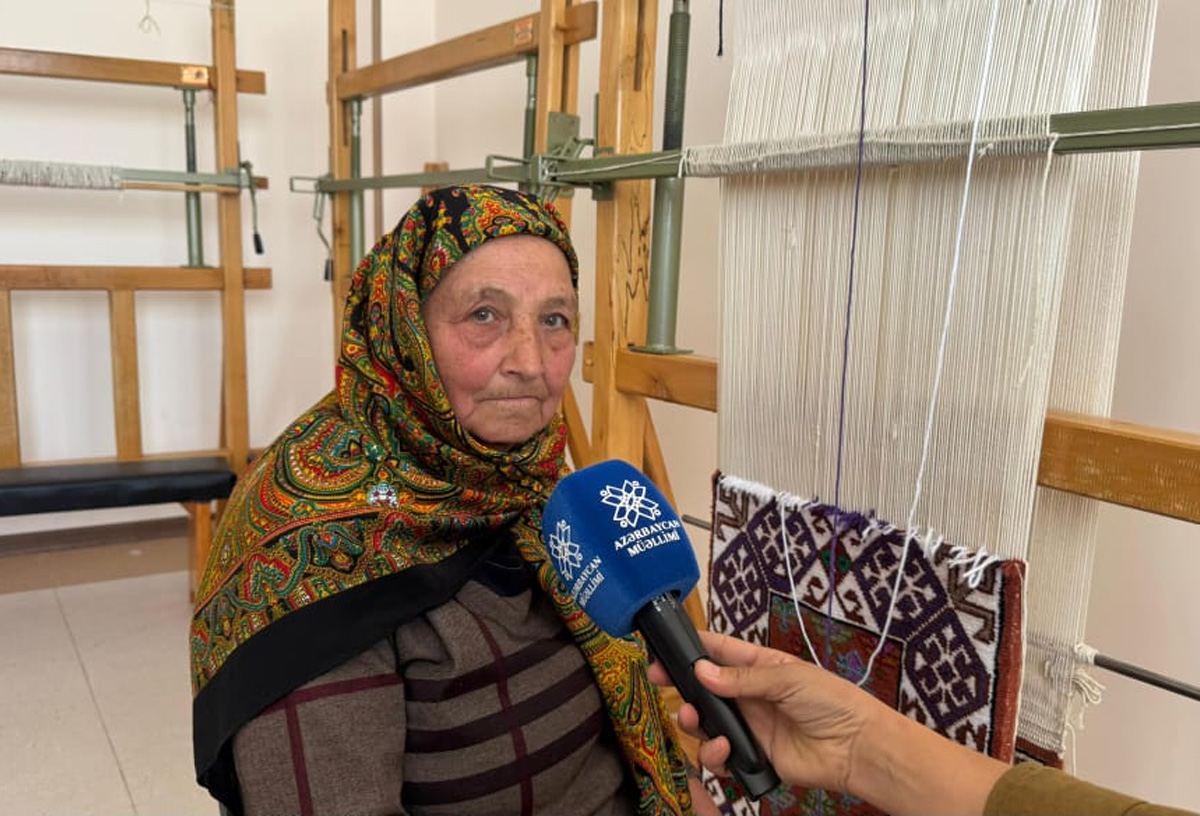 78 yaşlı tələbə: “Oxumağın yaşı yoxdur” 