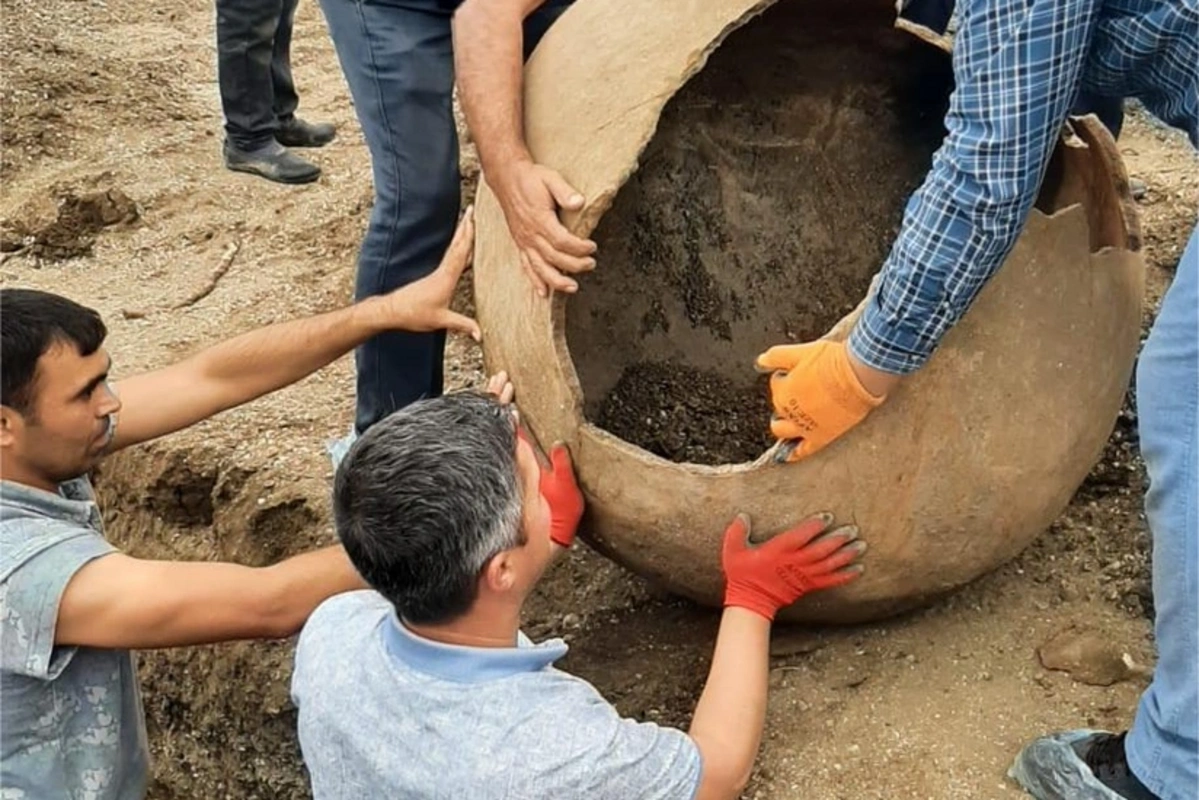 Masallıda antik dövrə aid küp məzarı üzə çıxıb