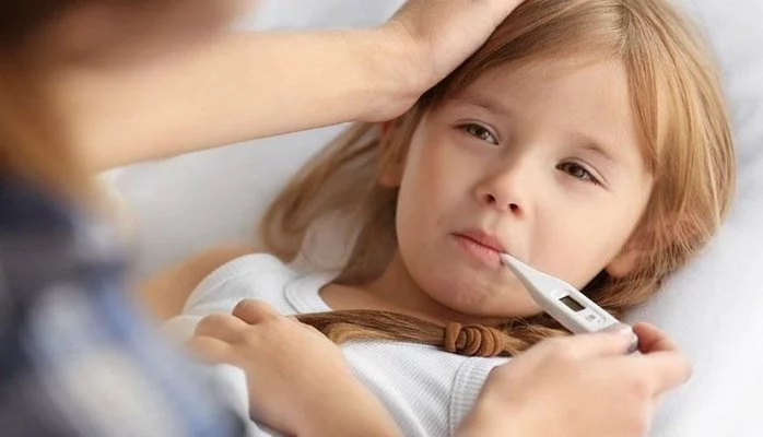 Payızda uşaqları xəstəliklərdən necə qorumaq olar? - PEDİATR
