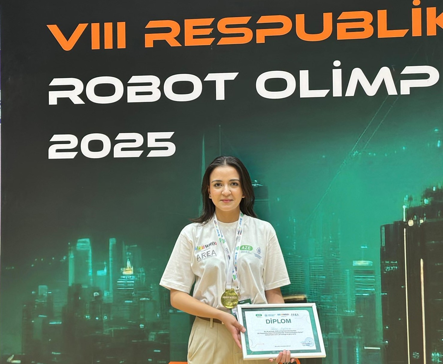 BMU-İNHA İDP tələbəsi Robot Olimpiadasında birinci yeri qazanıb
