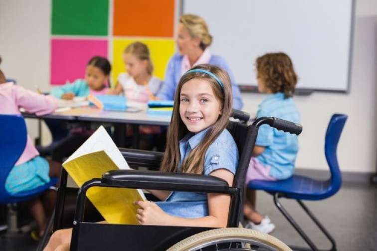 Kataloniyada şagird sayı azalır, xüsusi təhsil ehtiyaclıların sayı artır