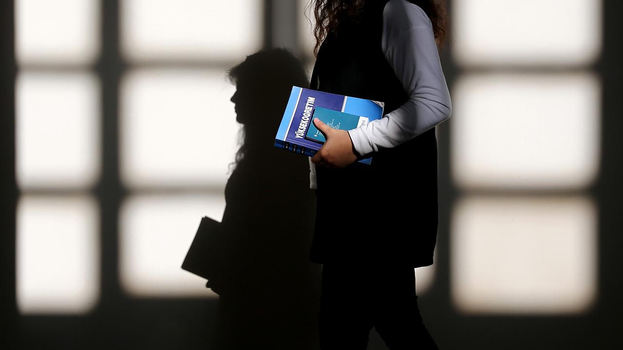 Tələbələr Türkiyədə universitetləri 3 ilə bitirə biləcəklər