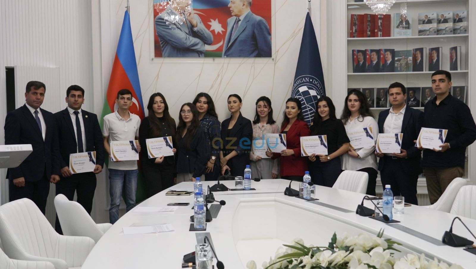 UNEC-in "Brend tələbə"ləri mükafatlandırılıdı - FOTO  
