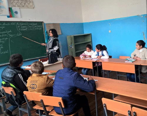 Müəllimlər niyə bölgələrdə çalışmaq istəmir? - Ekspertdən AÇIQLAMA