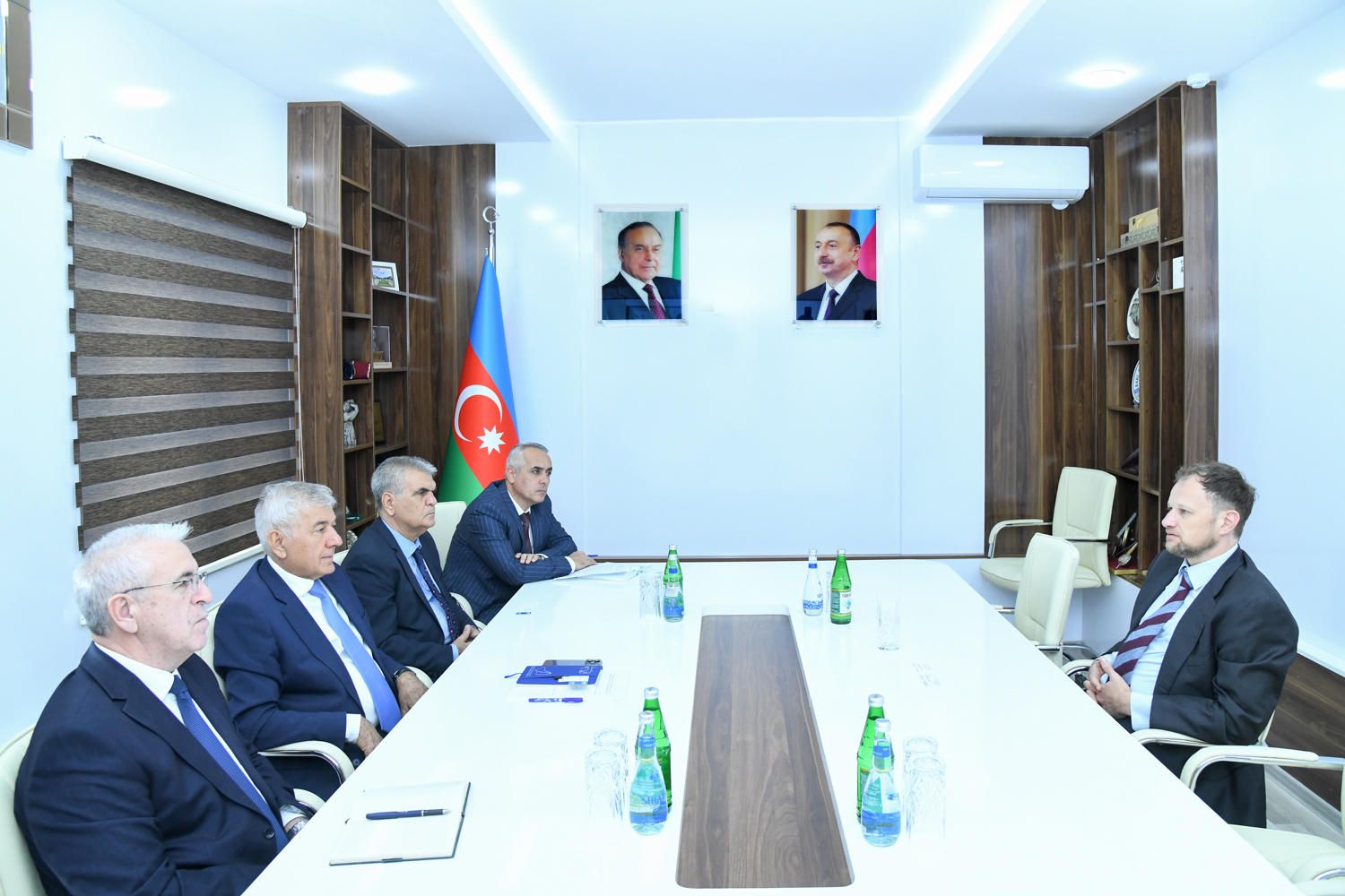 BMU-da İsrailin kibertəhlükəsizlik üzrə tanınmış alimi ilə görüş olub