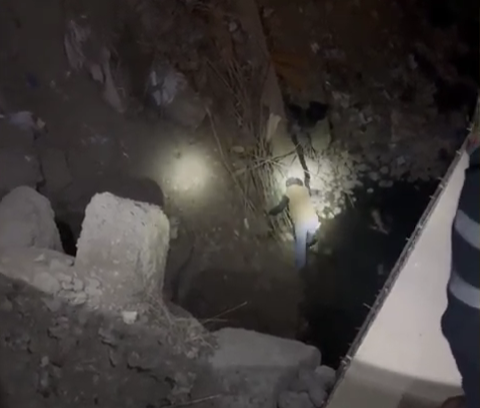 Gəncədə yeniyetmə oğlan çay dərəsinə düşdü - VİDEO