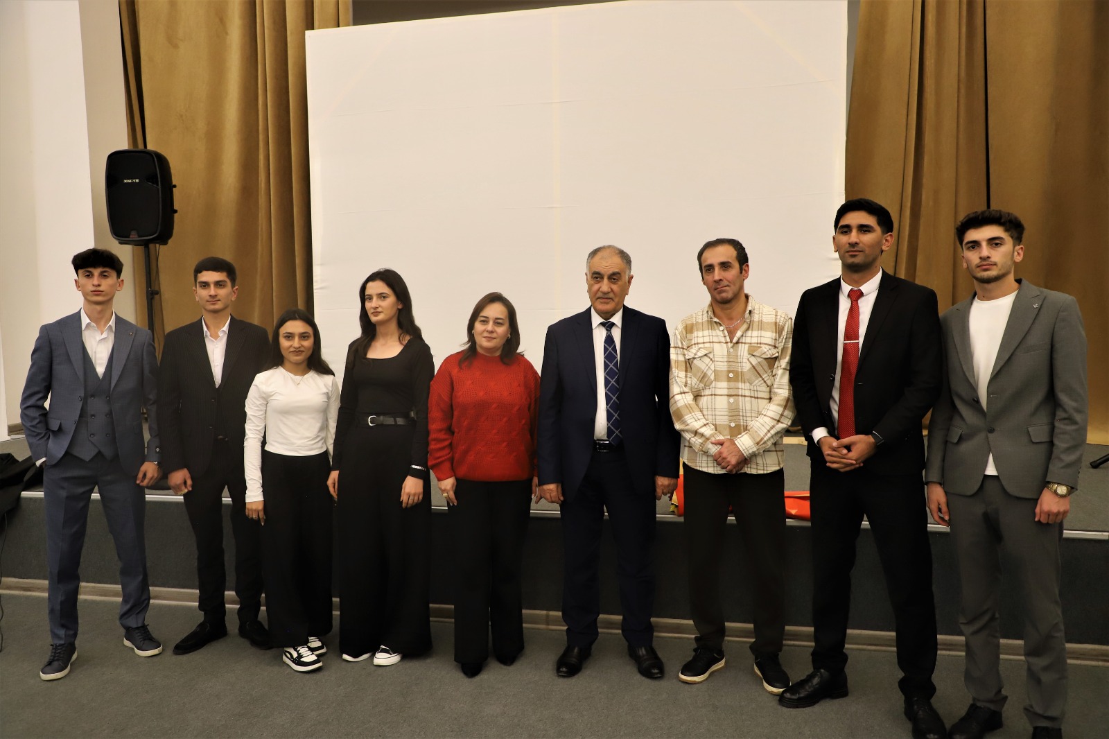 LDU-da Zəfər Günü ilə bağlı film nümayişi olub