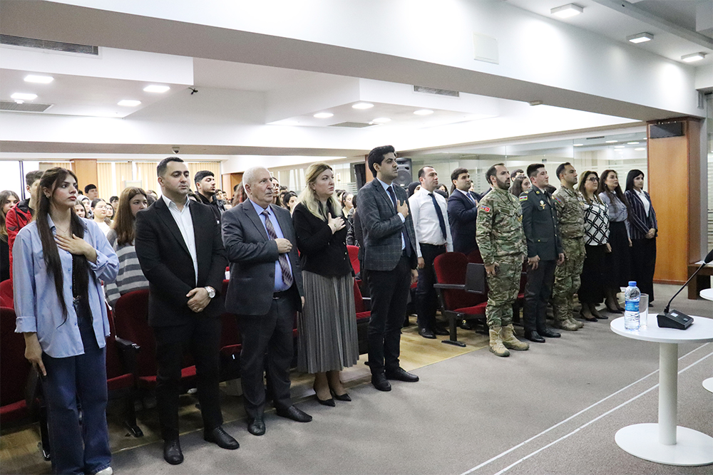 Azərbaycan Universitetində Vətən müharibəsi qəhrəmanları ilə görüş keçirilib