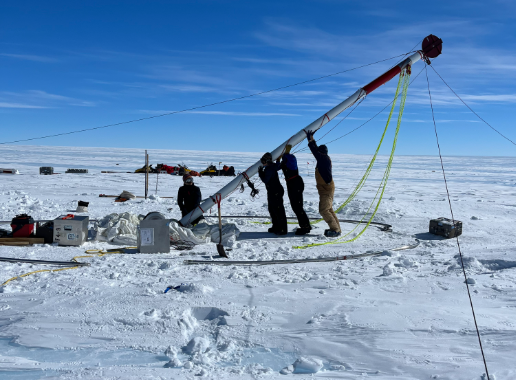 Alimlər Antarktidada 6 milyon illik buz təbəqəsi aşkar ediblər - FOTO