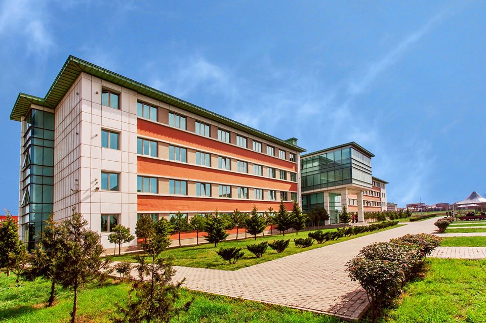 BMU hansı beynəlxalq reytinqlərdə yer alıb? - SORĞU