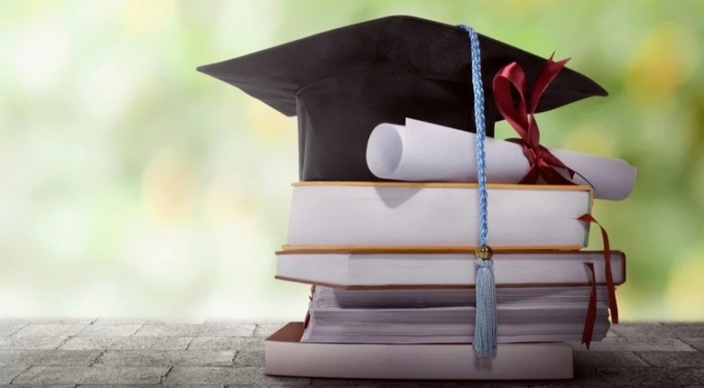 Bu ölkə təhsilə ayrılan vəsaiti üç dəfə artırır