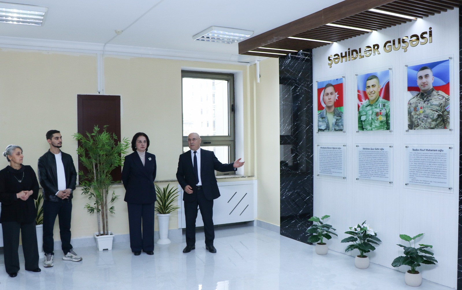 Şəhid məzunların xatirəsinə ehtiram- AzMİU-da Zəfər Günü qeyd olundu