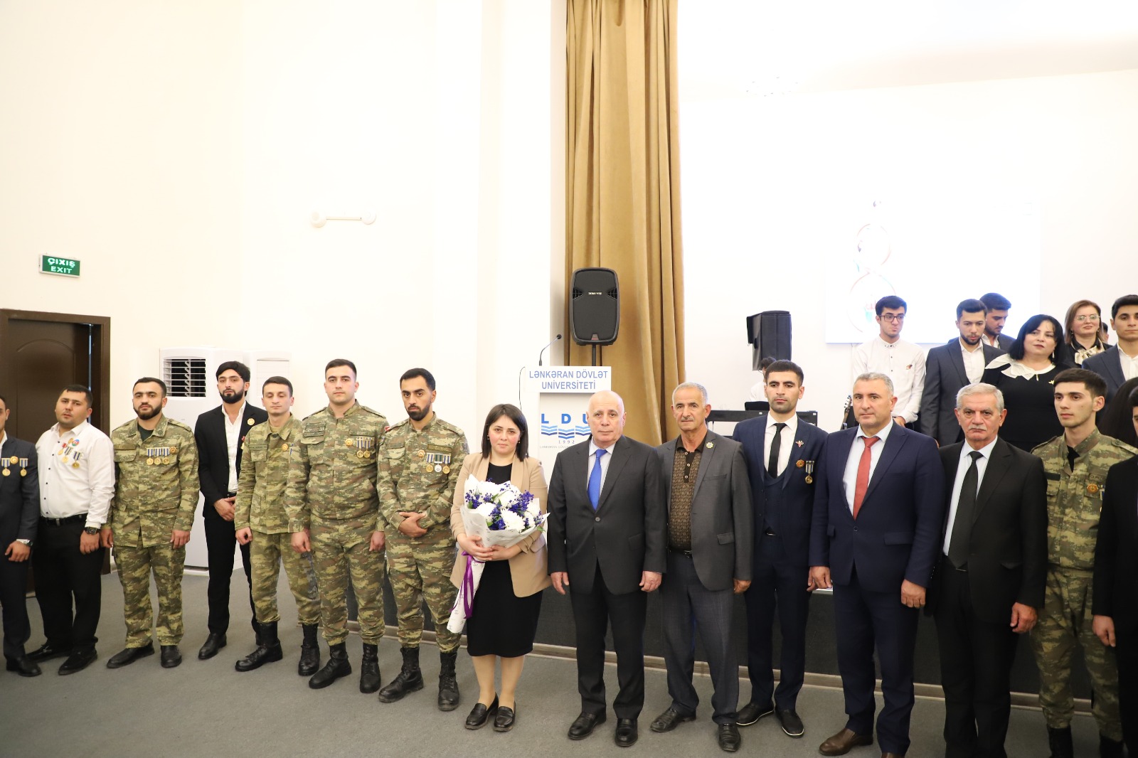 LDU-da möhtəşəm Zəfər təntənəsi