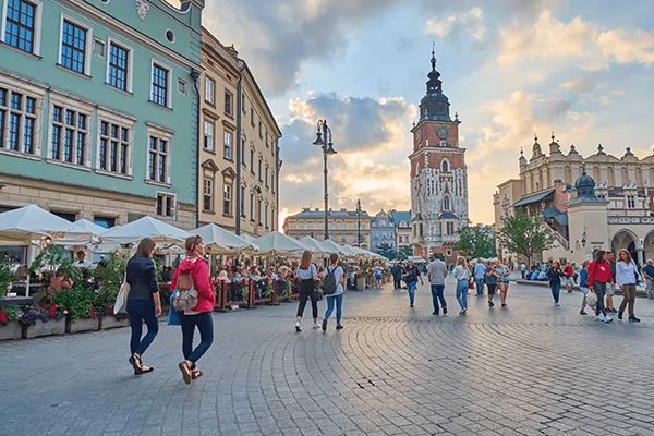 Məktəblərdə “Sağlamlıq təhsili” fənni tətbiq ediləcək