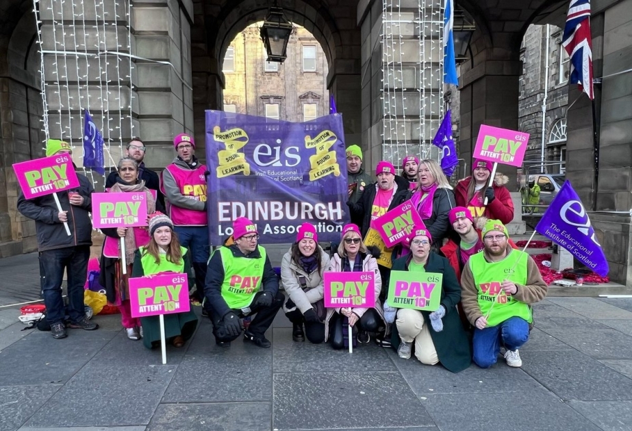 Şotlandiyada müəllimlər iş yükünə görə tətil elan etdi