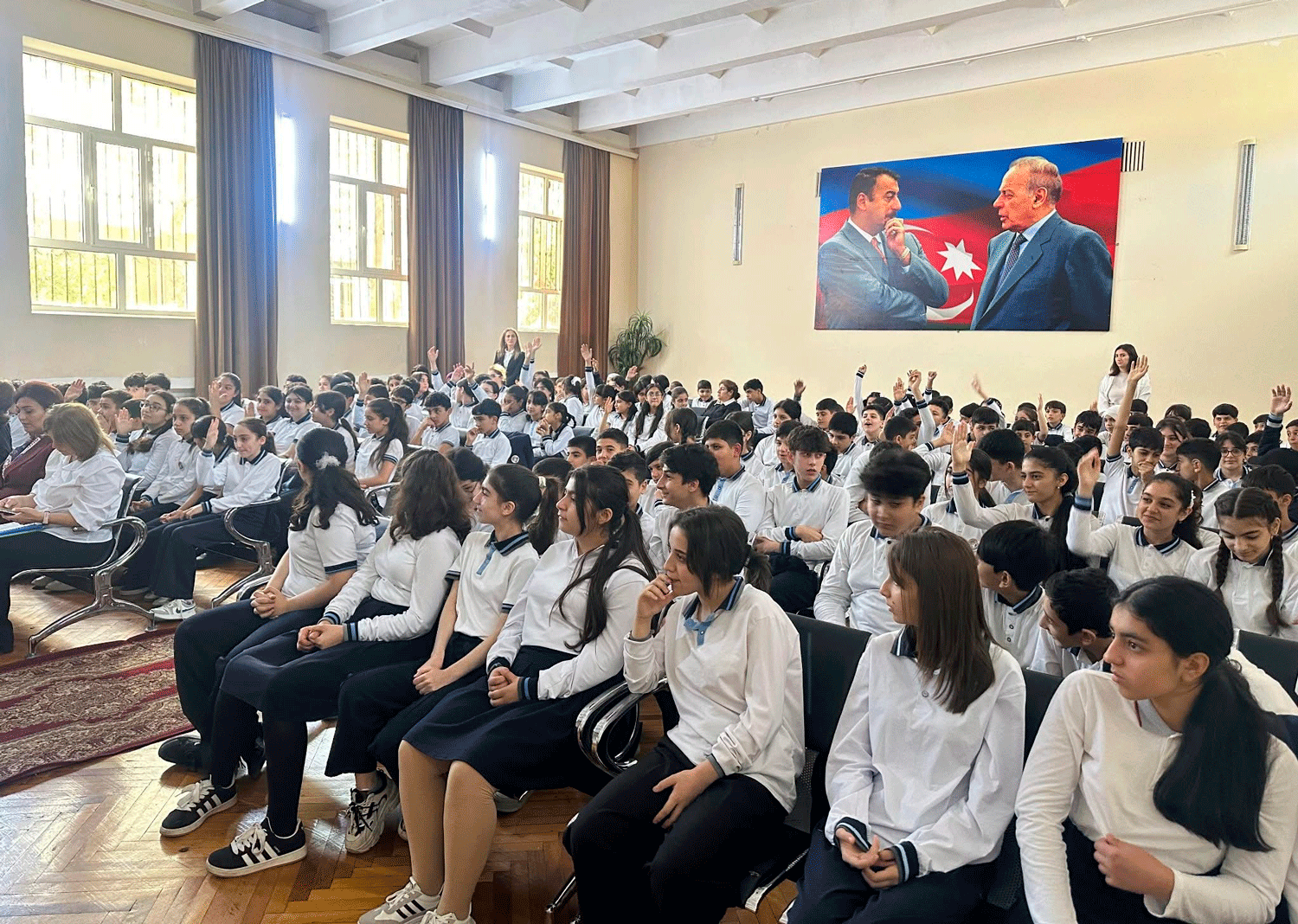 “Uşaqların internet təhlükəsizliyi” mövzusunda tədbirlər keçirilib