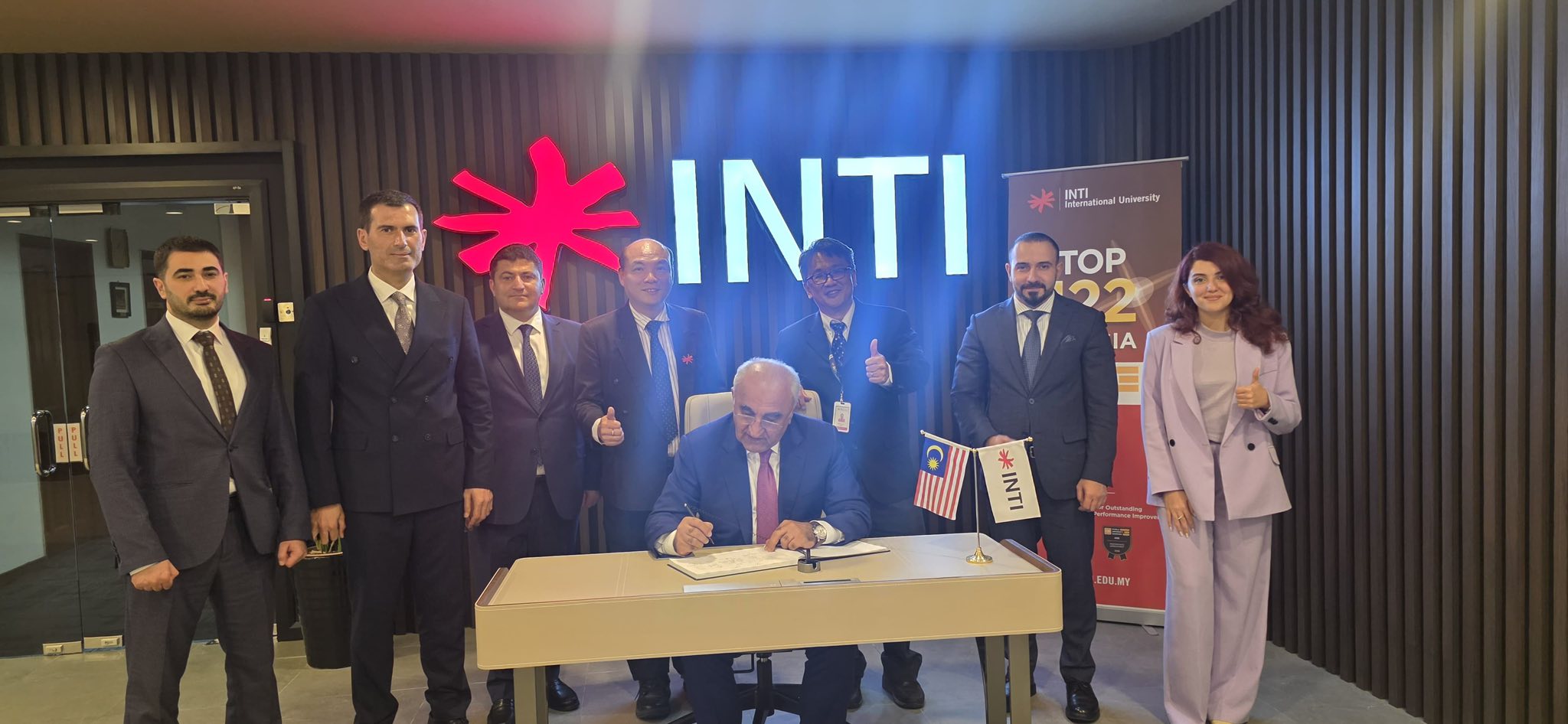 UNEC ilə Malayziya Universiteti arasında memorandum imzalandı