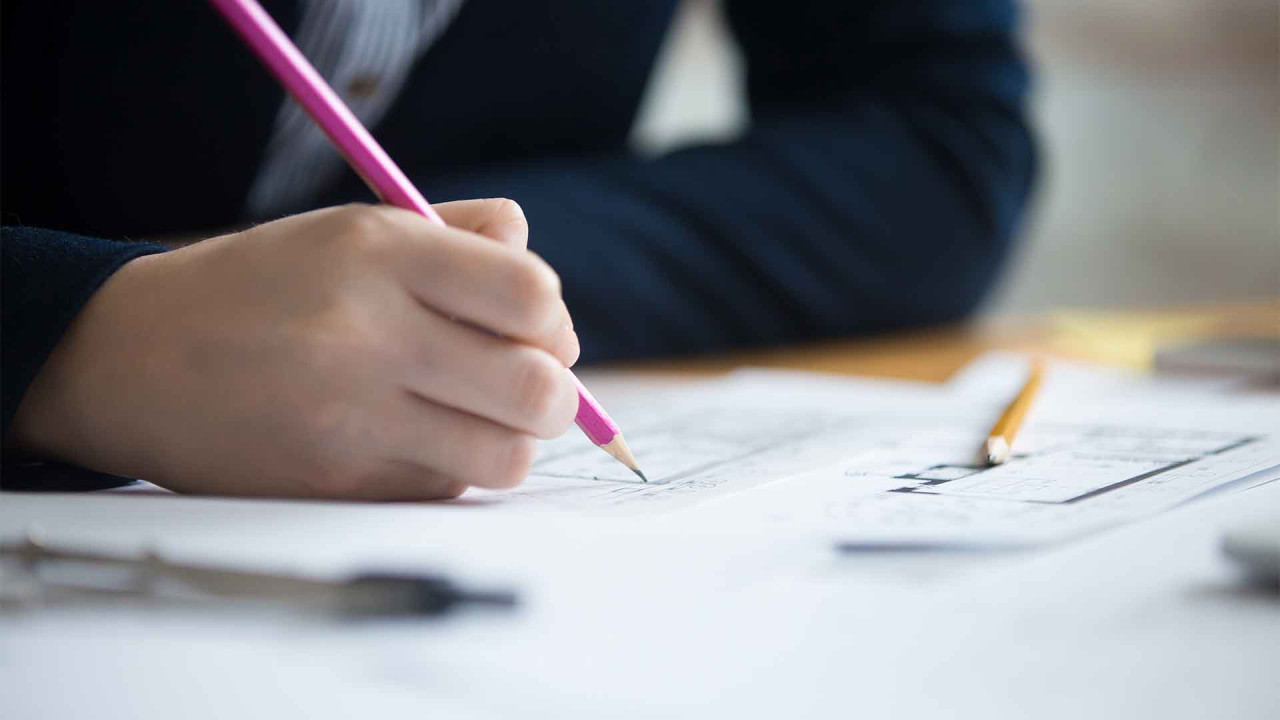 Fiziki məhdudiyyətli tələbələr semestr imtahanlarını necə verir - universitetlərdən CAVAB